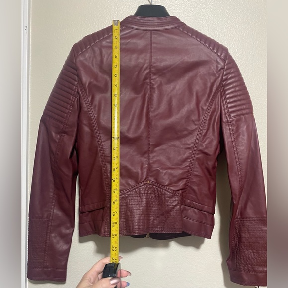🔥Wore Once-Ci Sono Deep Maroon Coat- 100% Polyurethane shell- size Large - Picture 6 of 11